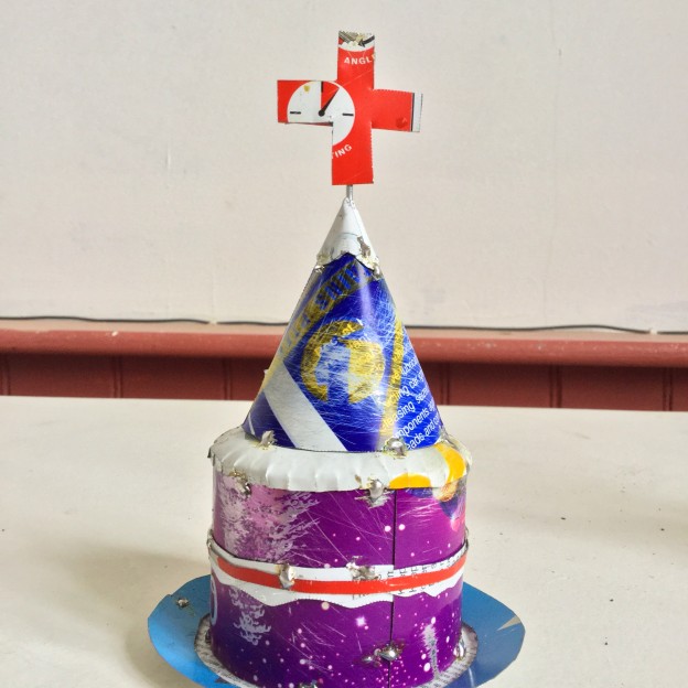 Tin Swiss cake